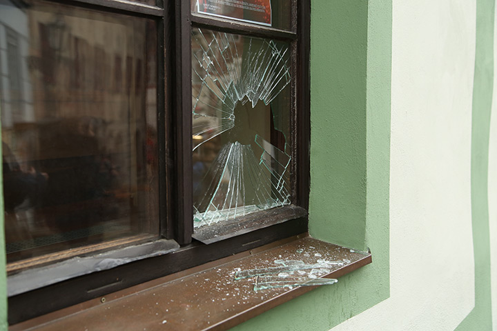 A2B Glass are able to board up broken windows while they are being repaired in Keighley.